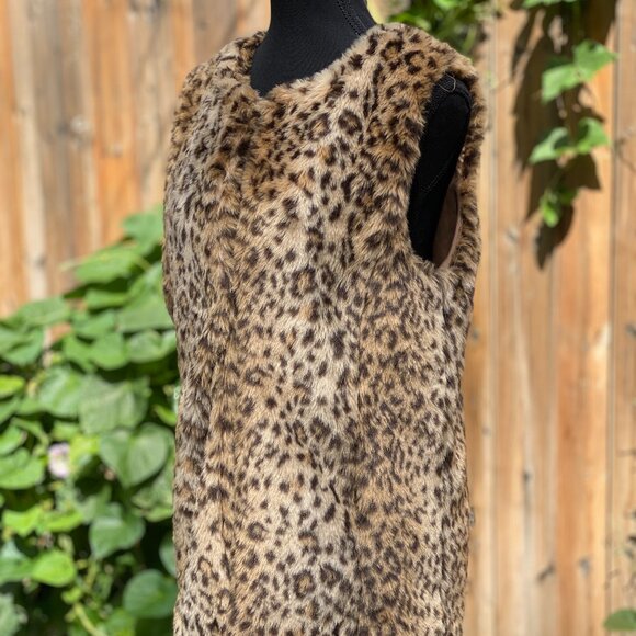 Forever 21 Contemporary Faux Fur Leopard Print Vest Size S - Picture 2 of 8